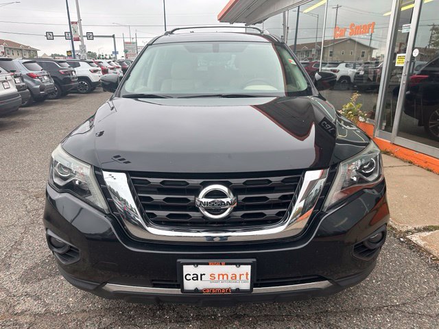 Used 2018 Nissan Pathfinder Platinum w/ Cargo Package AWD/4WD image 2