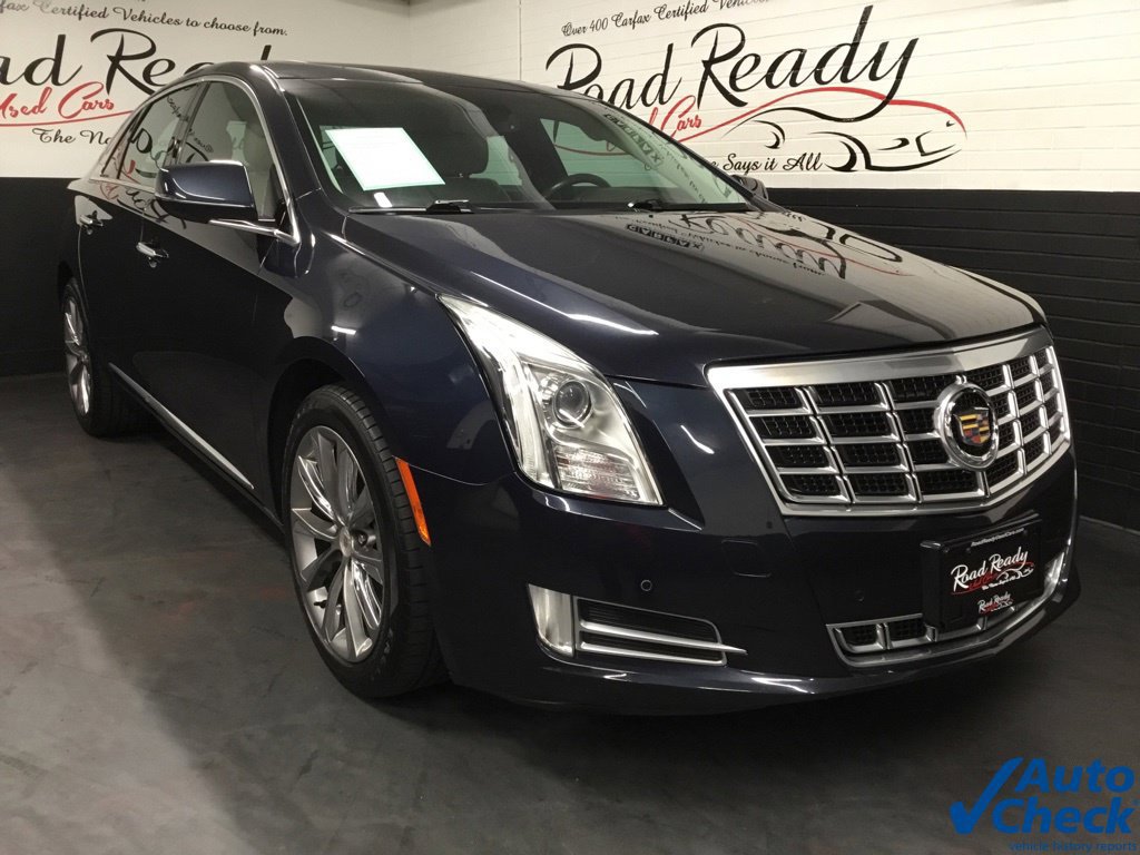 Used 2013 Cadillac XTS Luxury w/ Driver Awareness Package AWD/4WD image 3