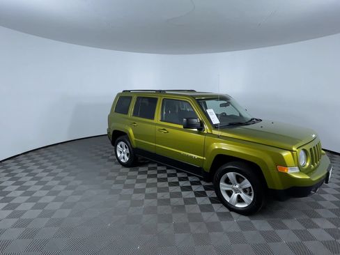 Used 2012 Jeep Patriot Sport w/ PWR Value Group AWD/4WD image 2