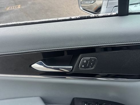 Certified 2022 Lincoln Nautilus Reserve w/ Cargo Utility Package image 12