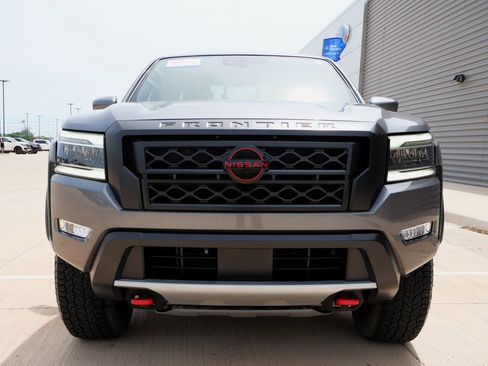 Used 2024 Nissan Frontier PRO-4X w/ Off-Road Protection Package AWD/4WD image 4