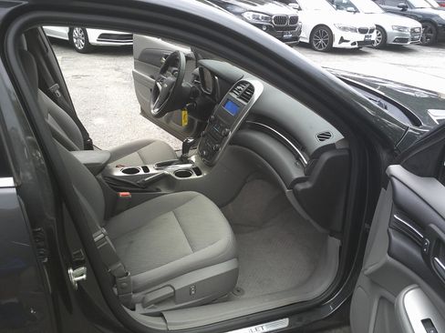Used 2015 Chevrolet Malibu LS FWD image 15