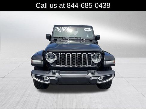 Certified 2025 Jeep Wrangler Unlimited Sahara w/ Safety Group AWD/4WD image 2