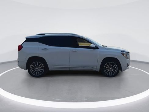 Used 2022 GMC Terrain Denali w/ LPO, Roadside Safety Package AWD/4WD image 13