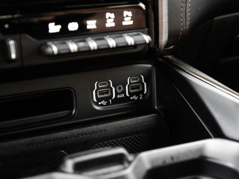Used 2022 RAM 3500 Limited AWD/4WD image 34