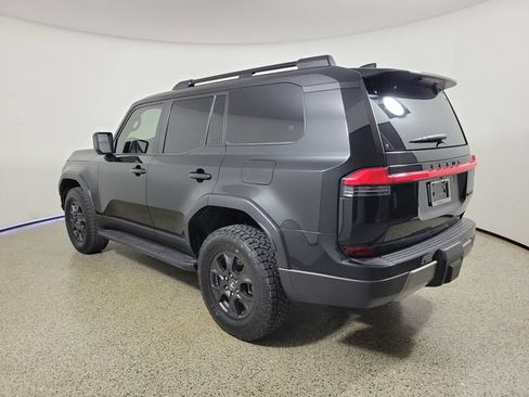 Used 2024 Lexus GX 550 AWD/4WD image 7