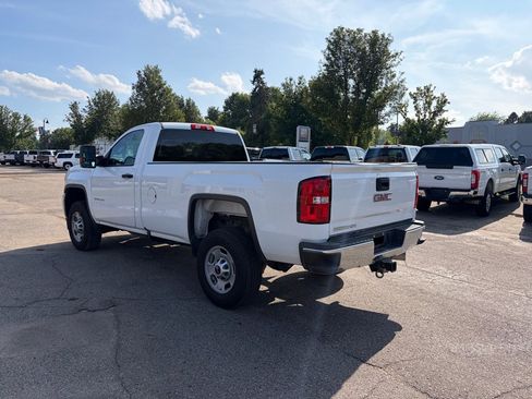 Used 2018 GMC Sierra 2500 4x4 Regular Cab image 6