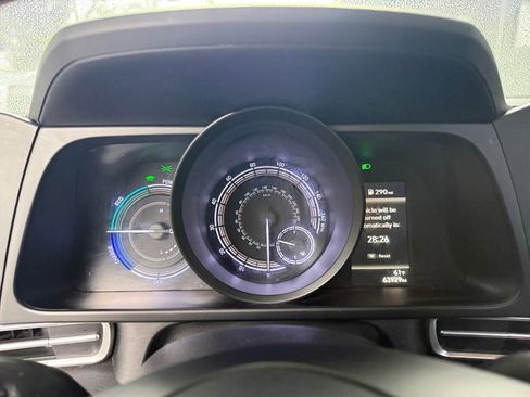 Used 2022 Hyundai Elantra Blue image 21