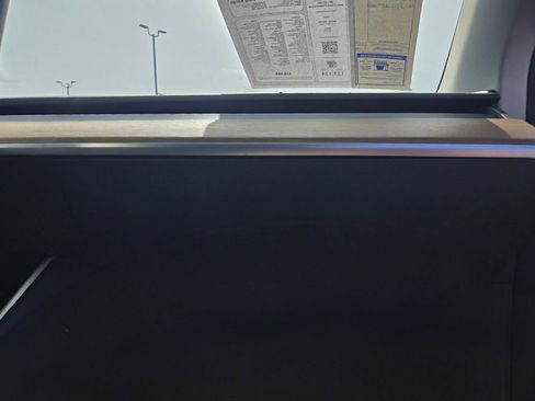 Used 2020 Tesla Model Y Long Range image 47