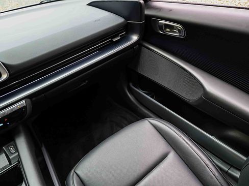 Used 2023 Hyundai Ioniq 6 SEL image 19