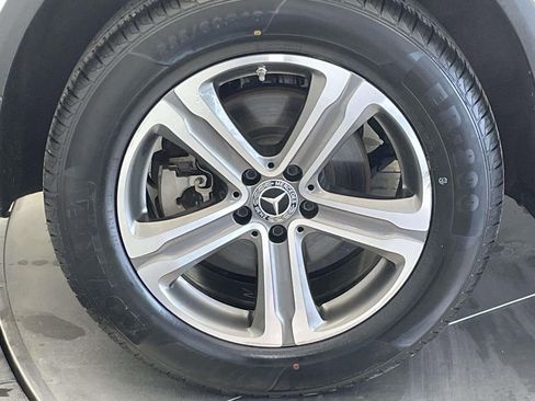 Used 2020 Mercedes-Benz GLC 300 4MATIC image 13