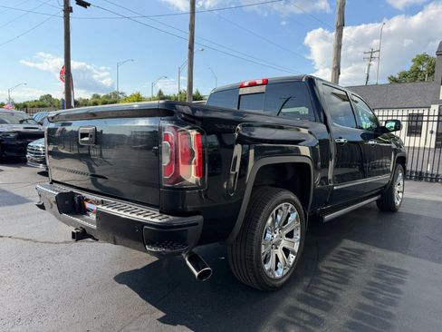 Used 2017 GMC Sierra 1500 Denali w/ Denali Ultimate Package AWD/4WD image 9