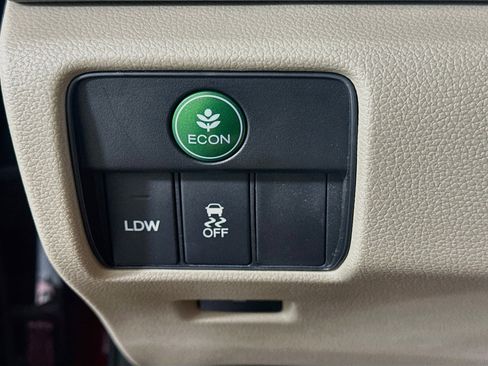 Used 2013 Honda Accord EX-L image 17