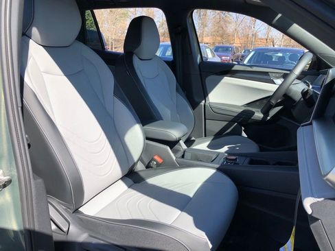 New 2026 Volkswagen Tiguan SE R-Line AWD/4WD image 34