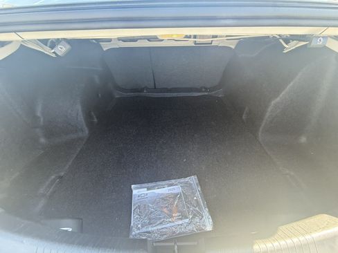Used 2025 Chevrolet Malibu LT FWD image 29