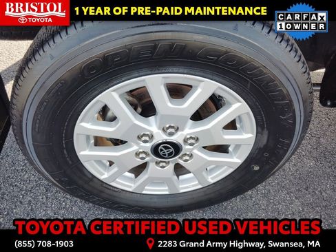 Certified 2025 Toyota Tacoma SR5 image 11