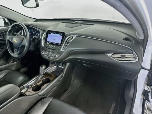 Used 2017 Chevrolet Malibu Premier w/ Premier Sun and Wheel Package FWD image 30