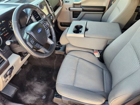 Used 2018 Ford F150 XLT w/ Equipment Group 302A Luxury RWD image 4