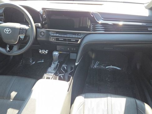 Used 2025 Toyota Camry XSE image 30