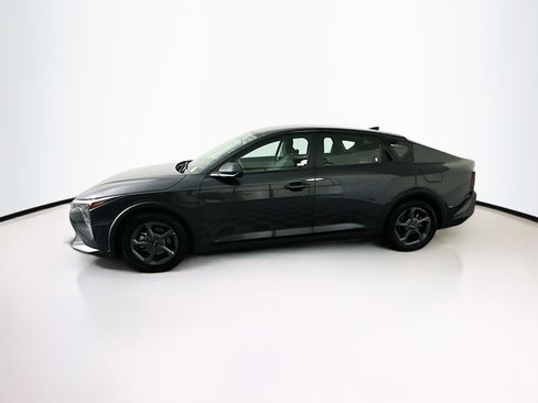 Used 2025 Kia K4 LXS image 4