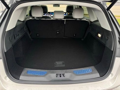 New 2026 Lincoln Nautilus Reserve w/ Jet Appearance Package image 9