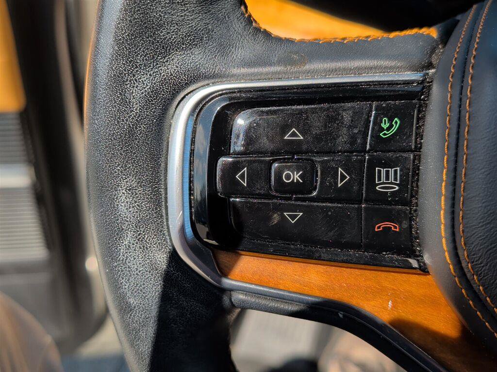 Used 2022 Jeep Grand Wagoneer Series III AWD/4WD image 28