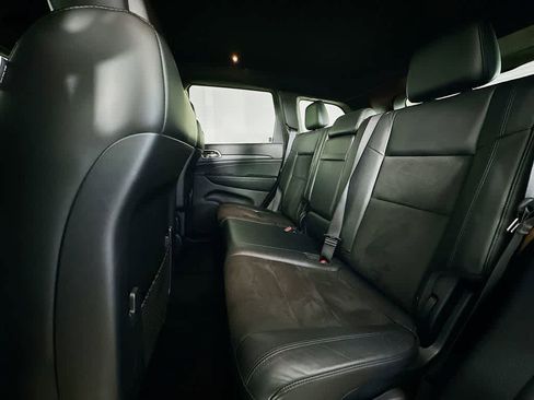 Used 2020 Jeep Grand Cherokee Altitude image 13