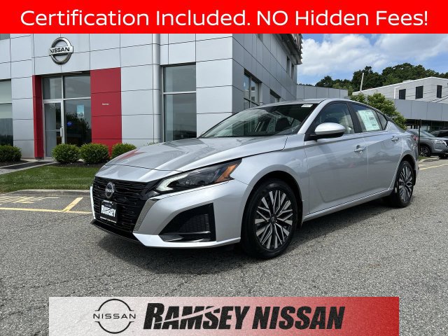 Certified 2024 Nissan Altima 2.5 SV w/ SV Premium Package AWD/4WD image 1