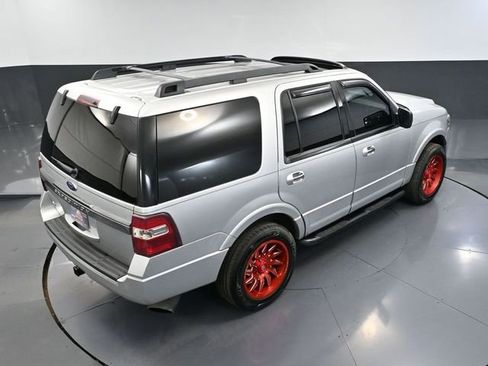 Used 2017 Ford Expedition XLT image 56