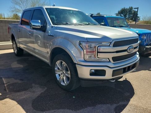 Used 2019 Ford F150 Platinum w/ Equipment Group 701A Luxury image 3