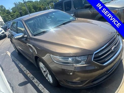 Used 2015 Ford Taurus Limited w/ Equipment Group 301A FWD image 1