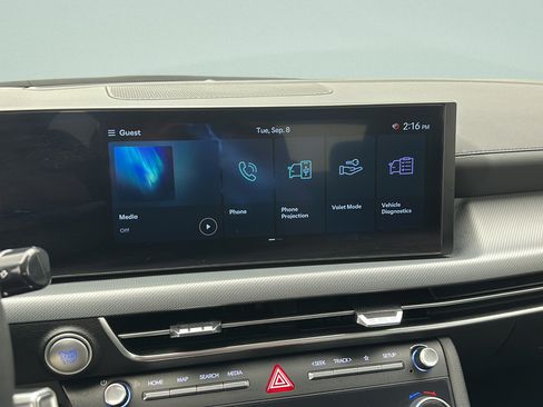 Used 2025 Hyundai Sonata SEL FWD image 17
