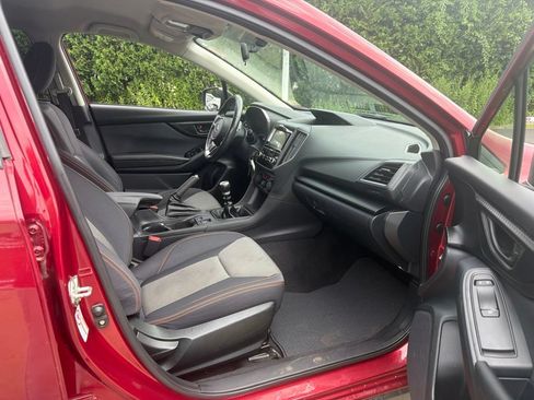 Used 2018 Subaru Crosstrek 2.0i Premium AWD/4WD image 21
