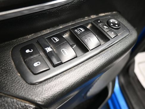 Used 2020 RAM 1500 Big Horn AWD/4WD image 11