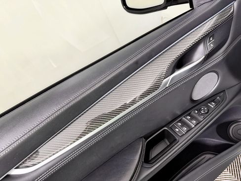 Used 2017 BMW X6 M AWD/4WD image 32