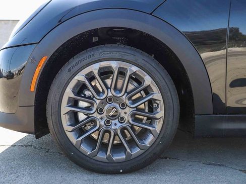 New 2026 MINI Cooper 2-Door Hardtop image 12