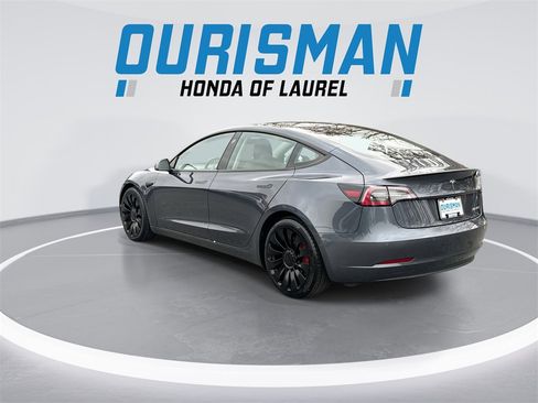 Used 2022 Tesla Model 3 Performance image 6