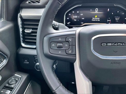 Used 2024 GMC Sierra 1500 Denali w/ Technology Package AWD/4WD image 19