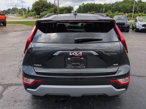 New 2026 Kia Niro LX FWD image 6