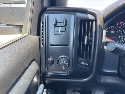 Used 2018 GMC Sierra 3500 4x4 Double Cab w/ Sierra Convenience Package image 24