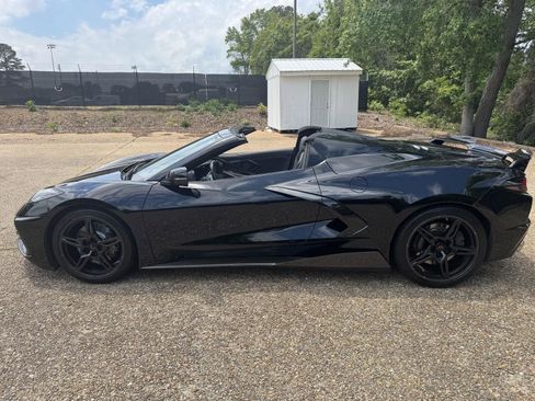 Used 2021 Chevrolet Corvette Stingray Preferred Conv w/ Z51 Performance Package RWD image 24
