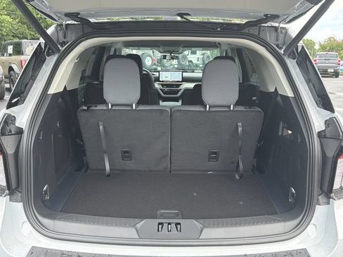 New 2026 Ford Explorer Active RWD image 20