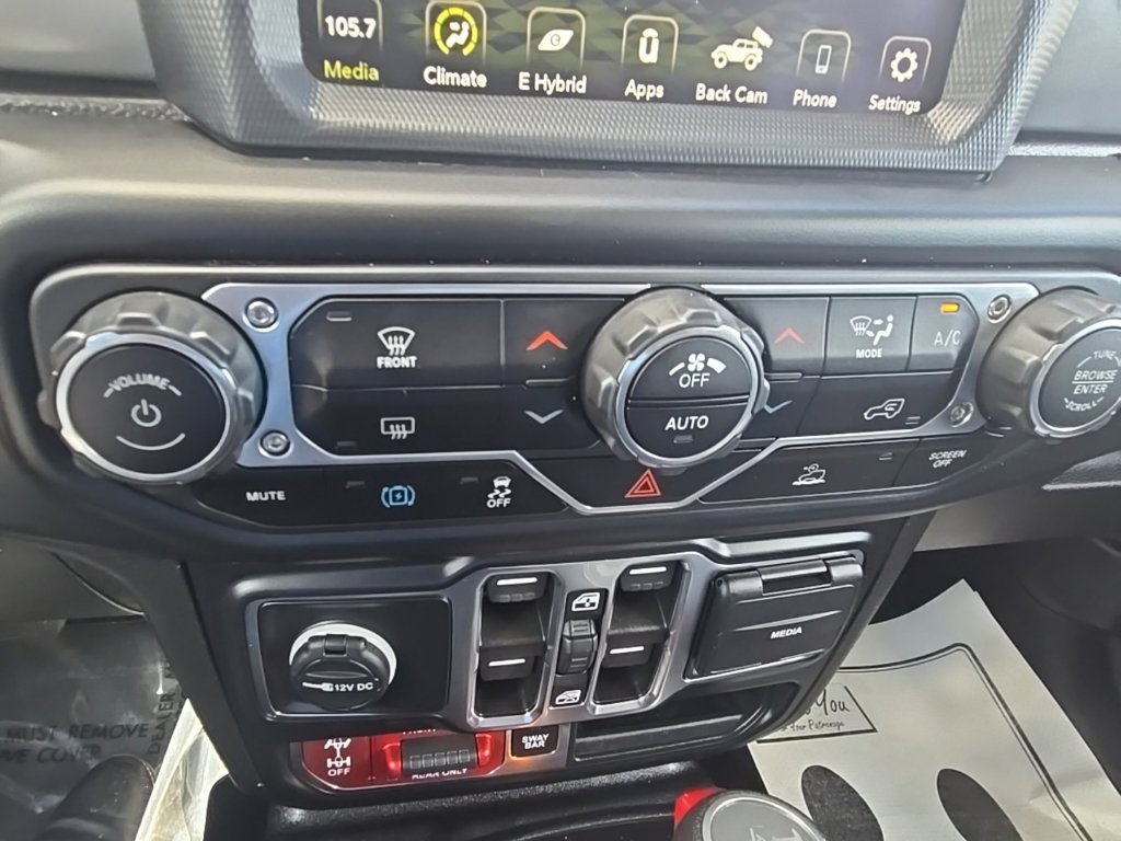 Used 2022 Jeep Wrangler Unlimited Rubicon 4xe AWD/4WD image 25