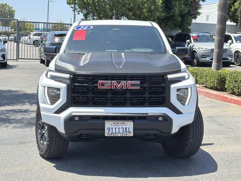 Used 2024 GMC Canyon Elevation w/ Convenience Package RWD image 2