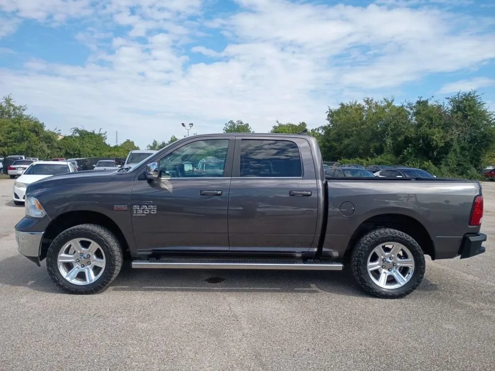 Used 2019 RAM 1500 Lone Star AWD/4WD image 2