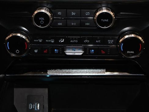 Certified 2021 Ford F150 Lariat w/ Equipment Group 502A High AWD/4WD image 35