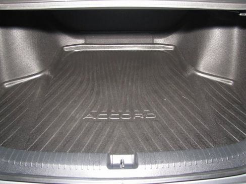 Certified 2023 Honda Accord LX image 15