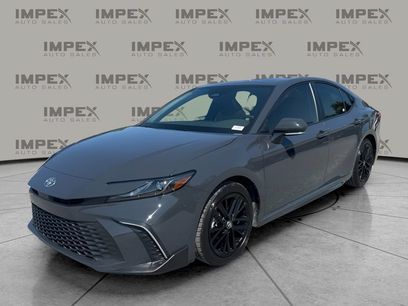 Used 2025 Toyota Camry SE w/ Convenience Package