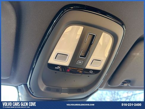 Used 2023 Volvo XC60 B6 Ultimate w/ Climate Package image 27