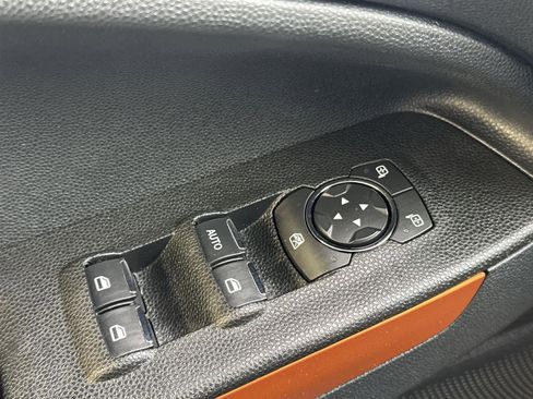 Used 2022 Ford EcoSport SE w/ SE Convenience Package image 23